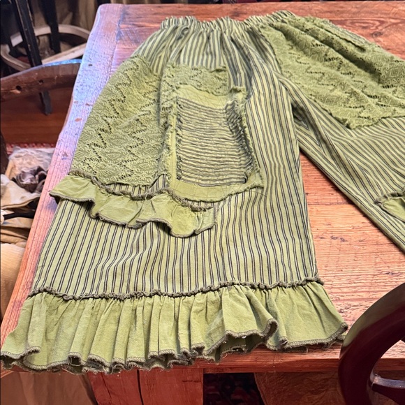 Green Striped Ruffle Pants - Picture 1 of 11
